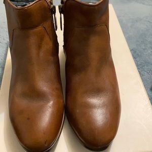 Ankle boots